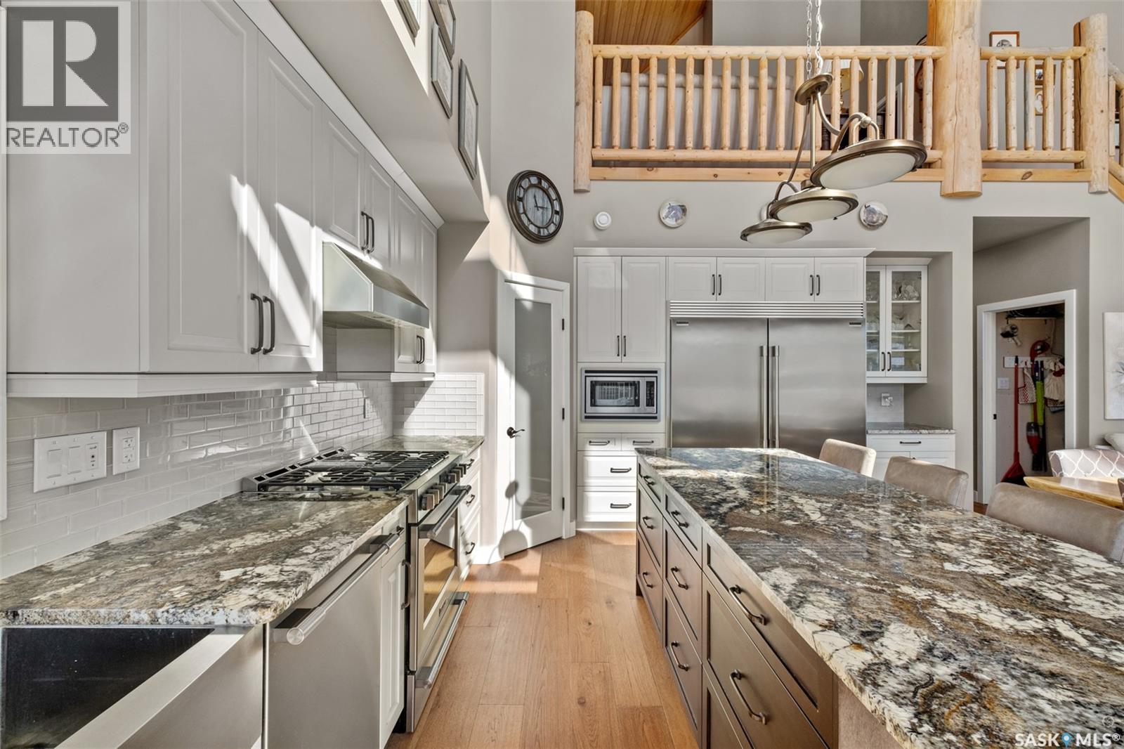 3 Wayne Place, Candle Lake, SK - Indoor Photo Showing Kitchen With Stainless Steel Kitchen With Upgraded Kitchen