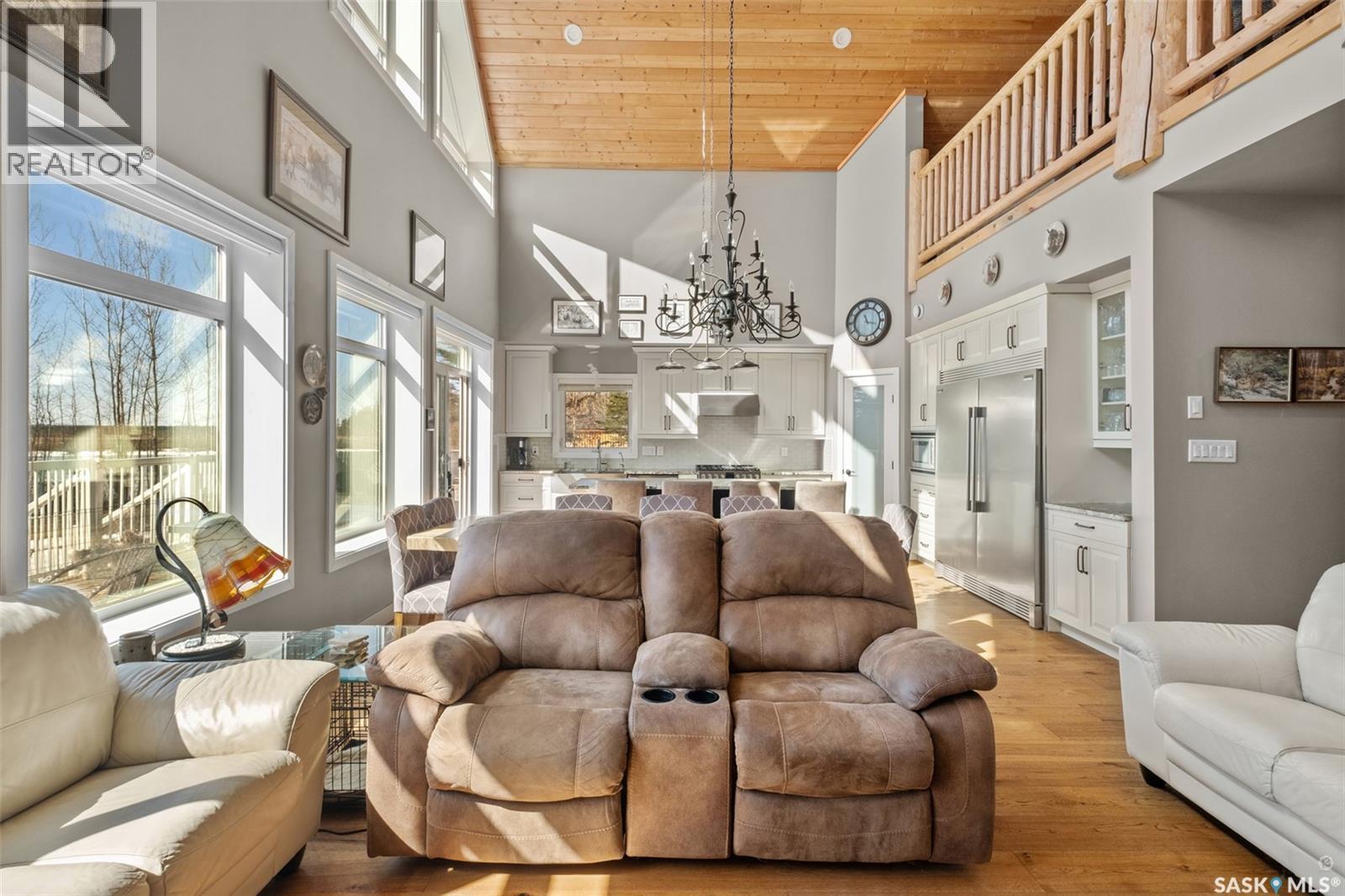 3 Wayne Place, Candle Lake, SK - Indoor Photo Showing Living Room