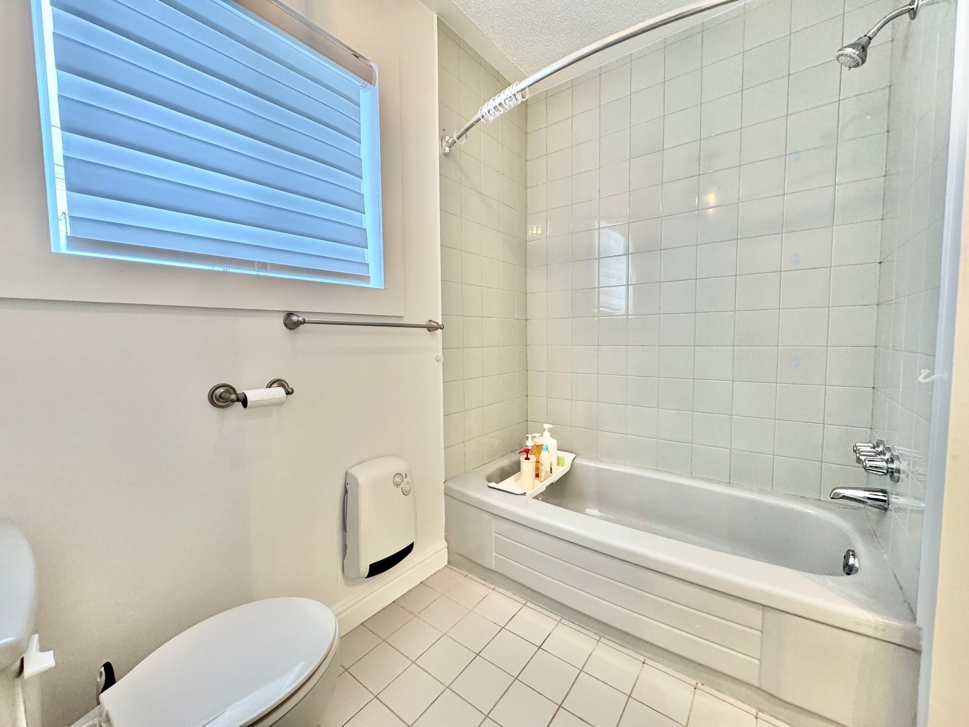 Bathroom - 113 Rue Des Sources, Témiscaming, QC - Indoor Photo Showing Bathroom