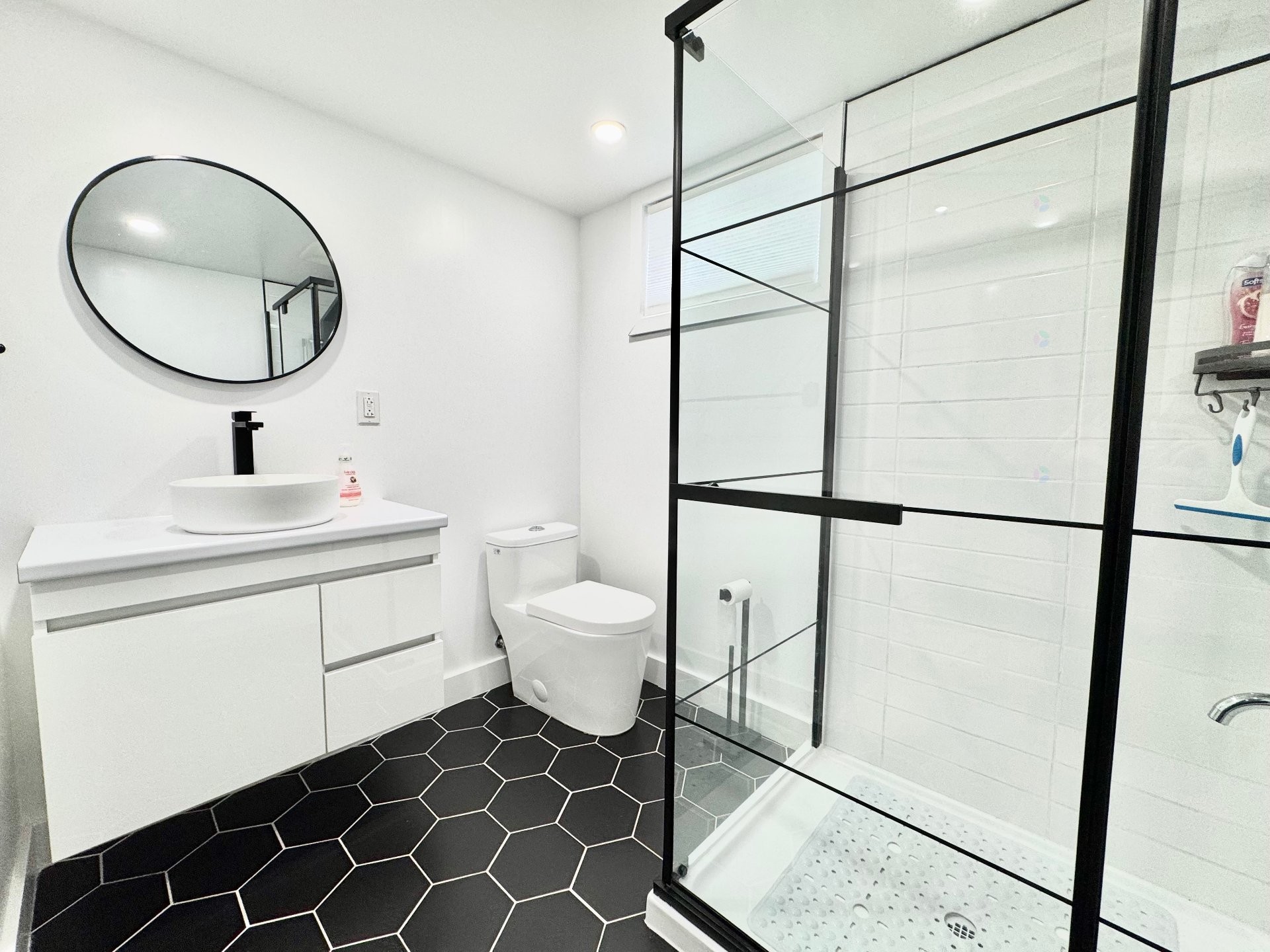Bathroom - 113 Rue Des Sources, Témiscaming, QC - Indoor Photo Showing Bathroom