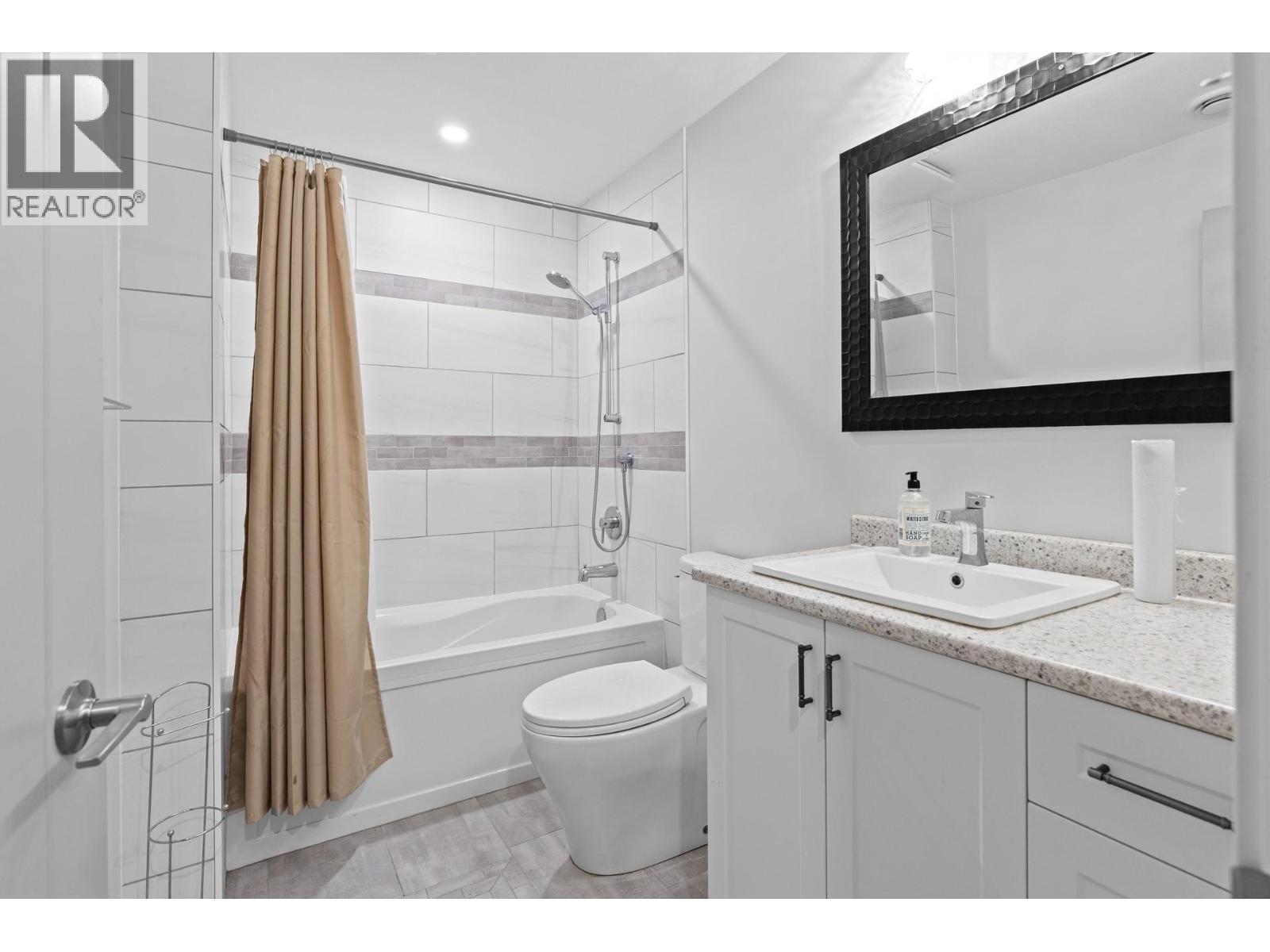 Suite 4pce bathroom - Basement/lower floor. - 647 Mt Ida Drive, Coldstream, BC