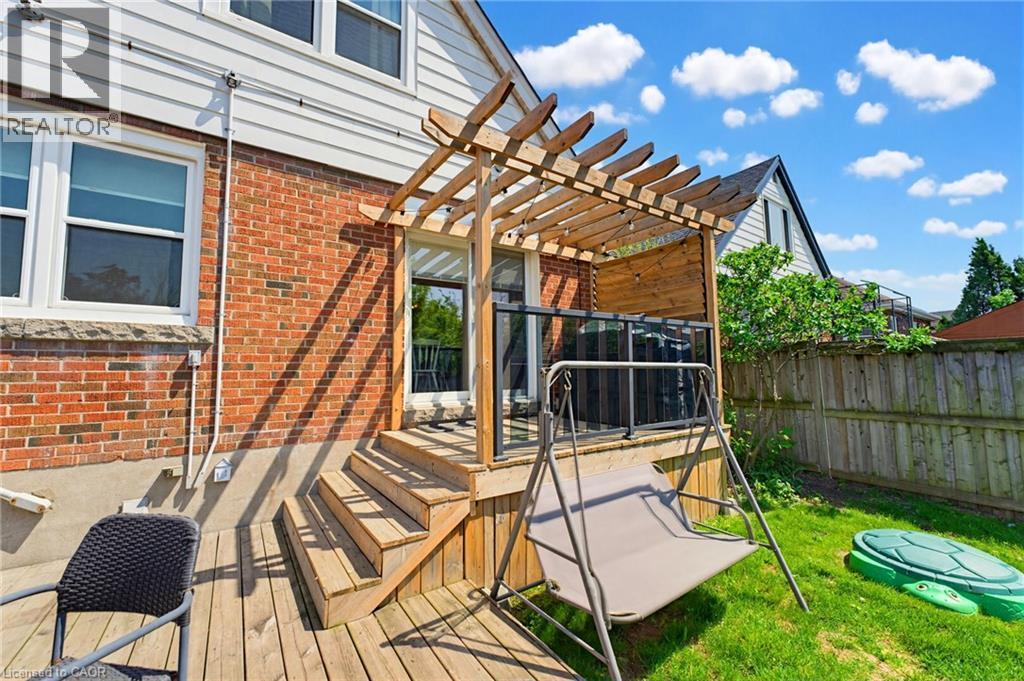 140 Parkdale Avenue S, Hamilton, ON - Outdoor With Deck Patio Veranda