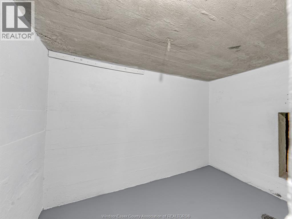 406 Partington, Windsor, ON - Indoor Photo Showing Other Room