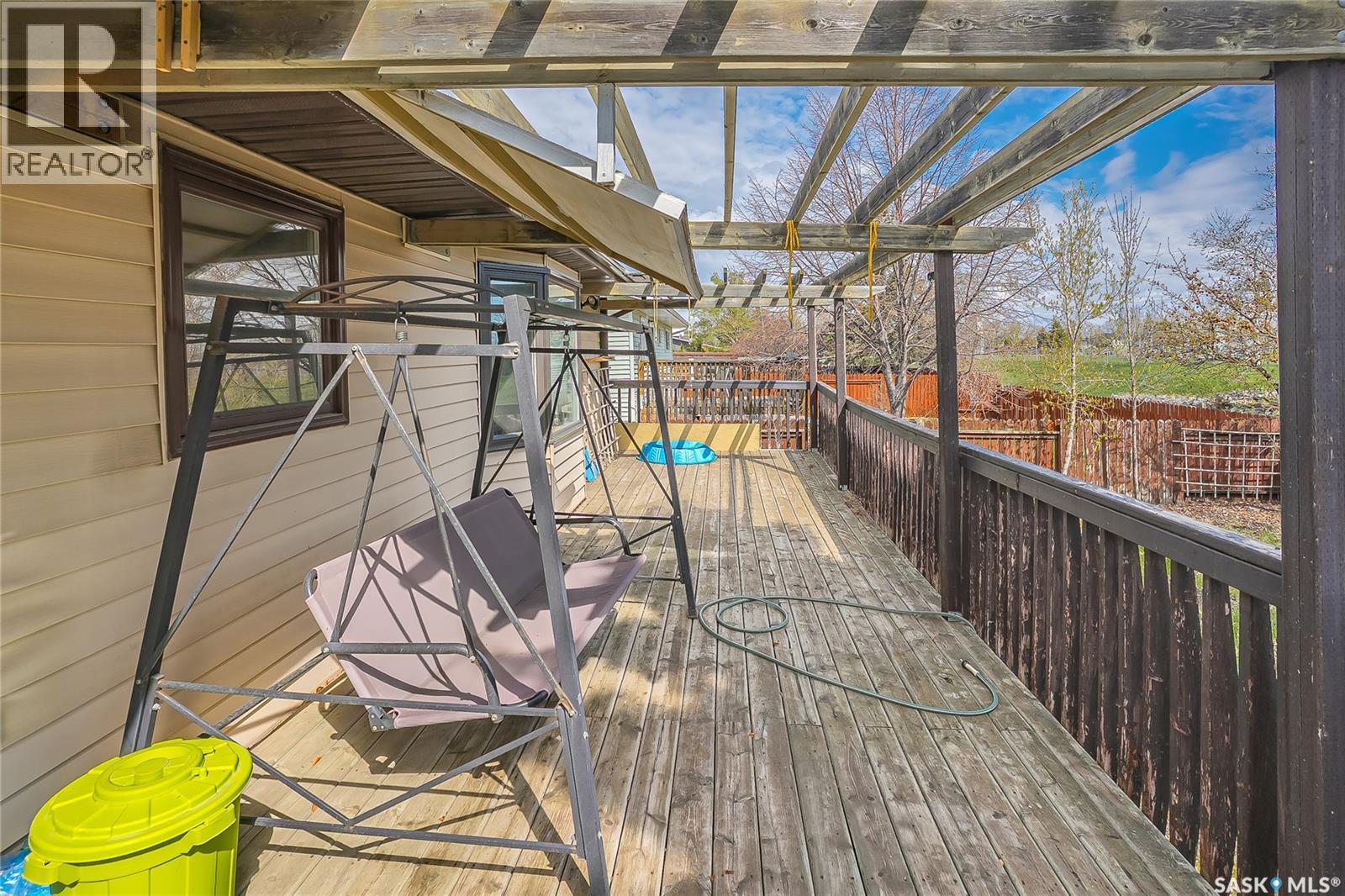370 Kellins Crescent, Saskatoon, SK - Outdoor With Exterior