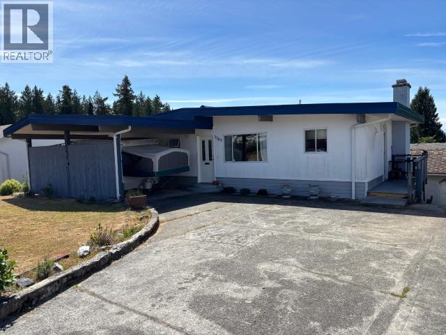3749 Strathcona Ave, Powell River, BC - Outdoor