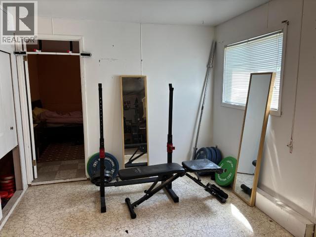 3749 Strathcona Ave, Powell River, BC - Indoor