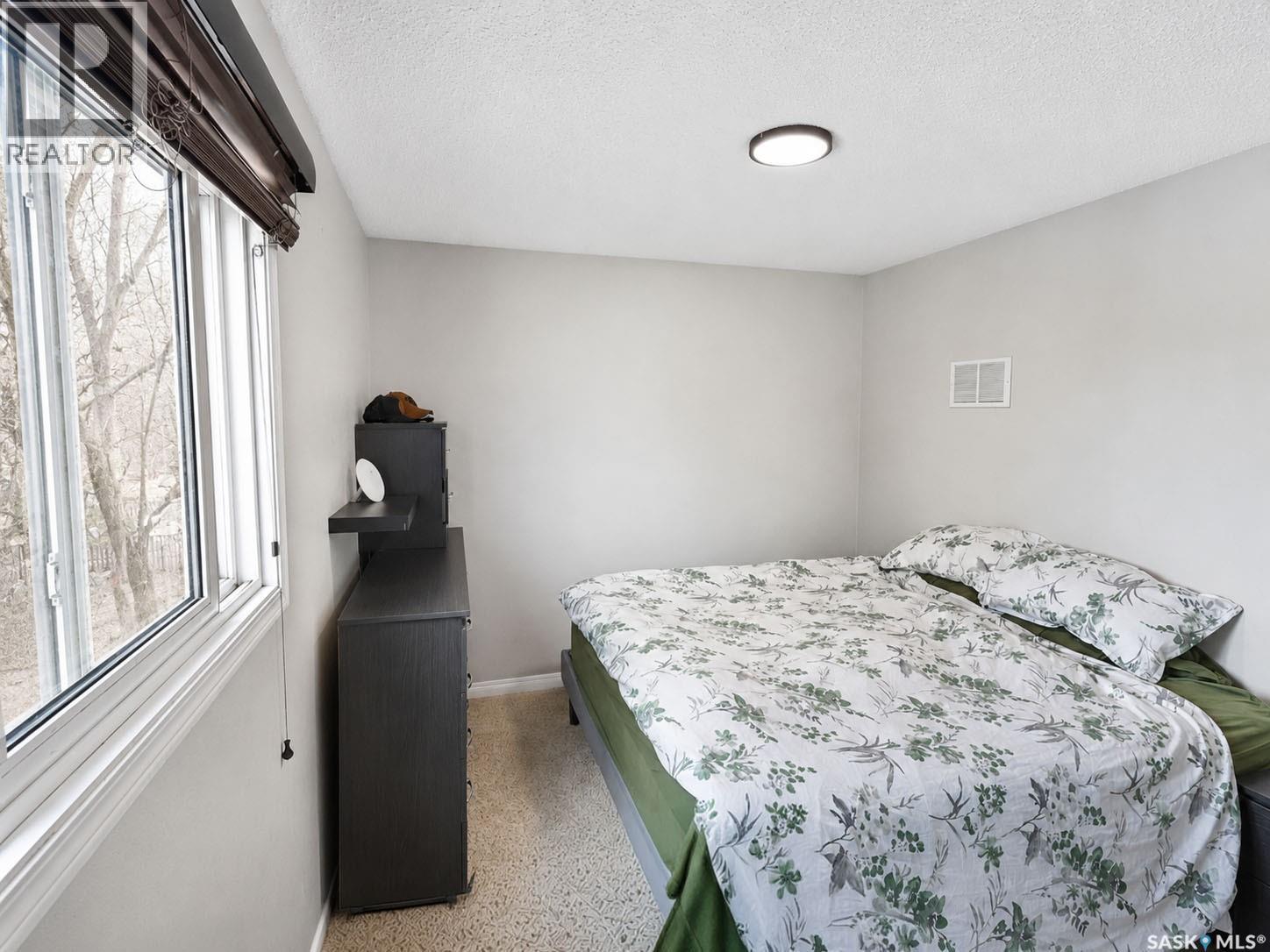 312 20Th Street E, Prince Albert, SK - Indoor Photo Showing Bedroom