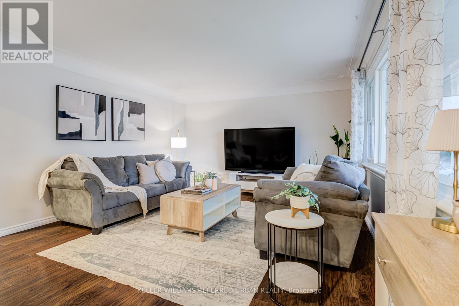 98 Duncombe Drive, Hamilton, ON