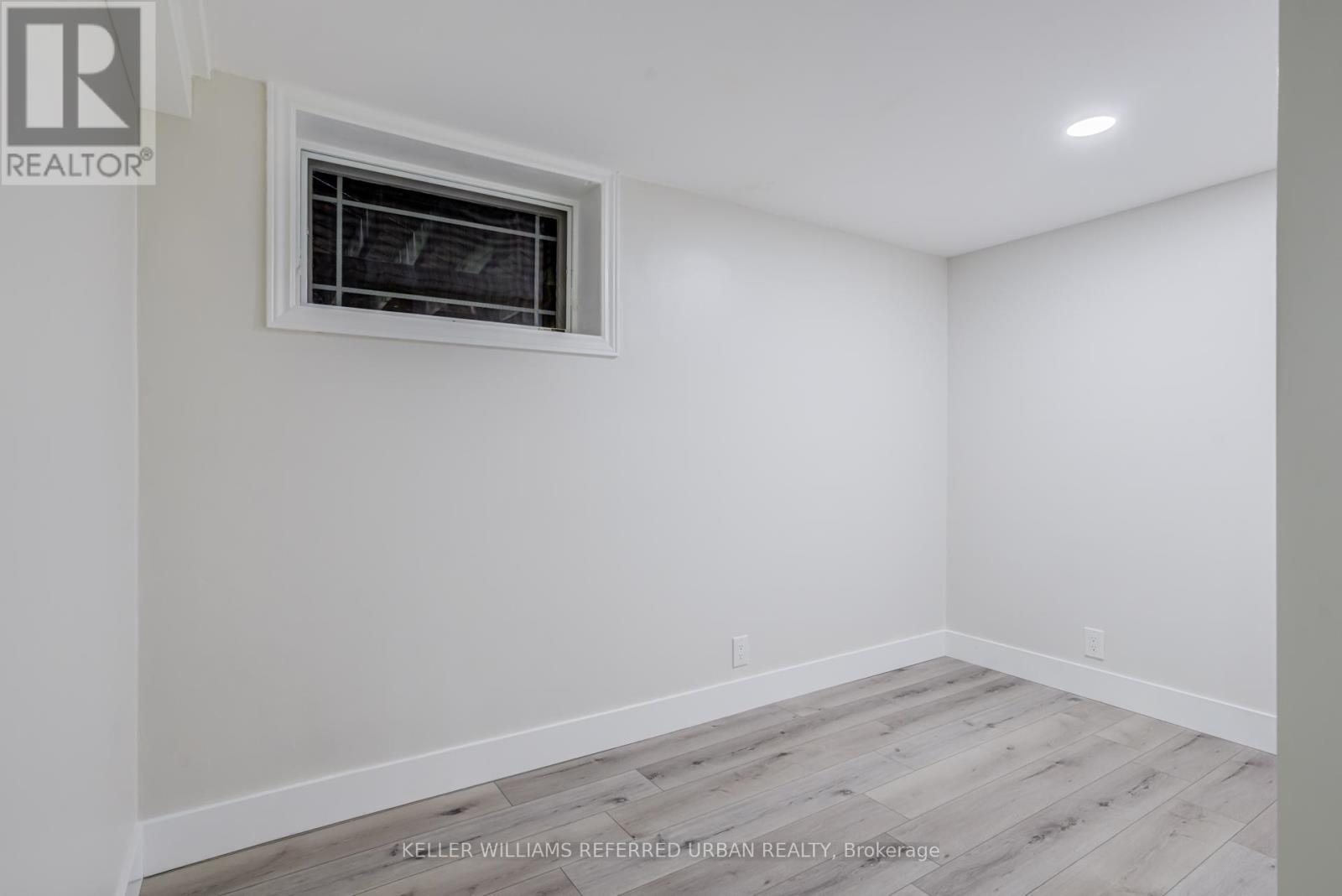 98 Duncombe Drive, Hamilton, ON