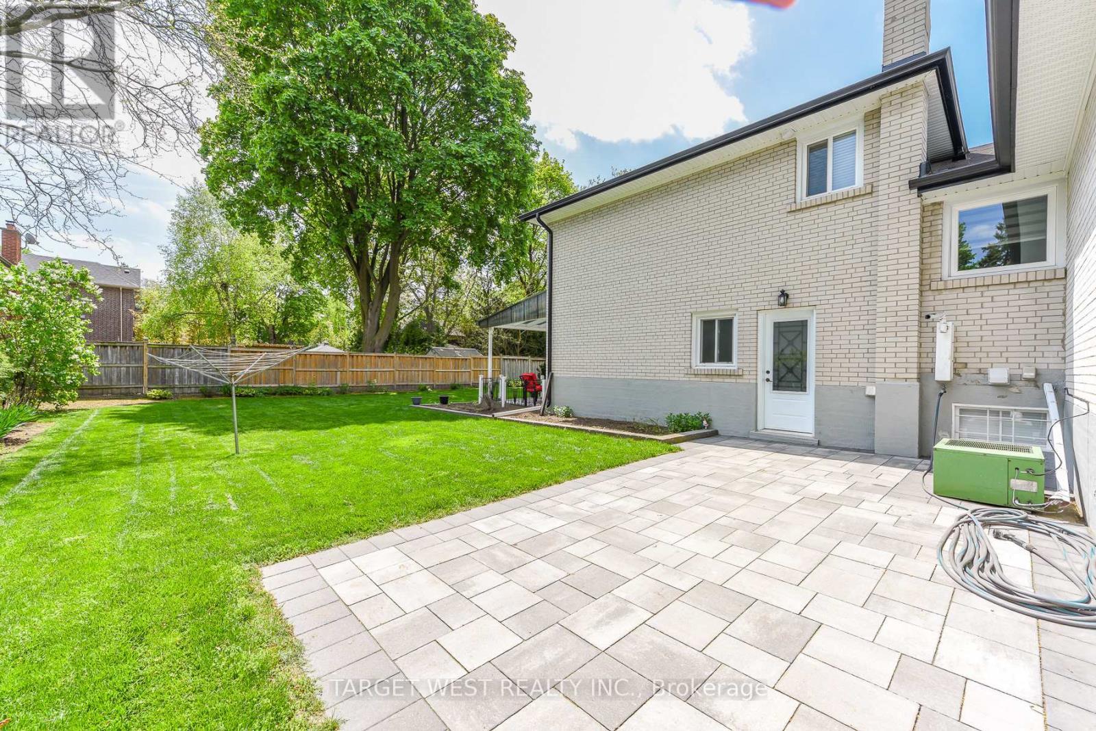 1443 Saginaw Crescent, Mississauga, ON - Outdoor