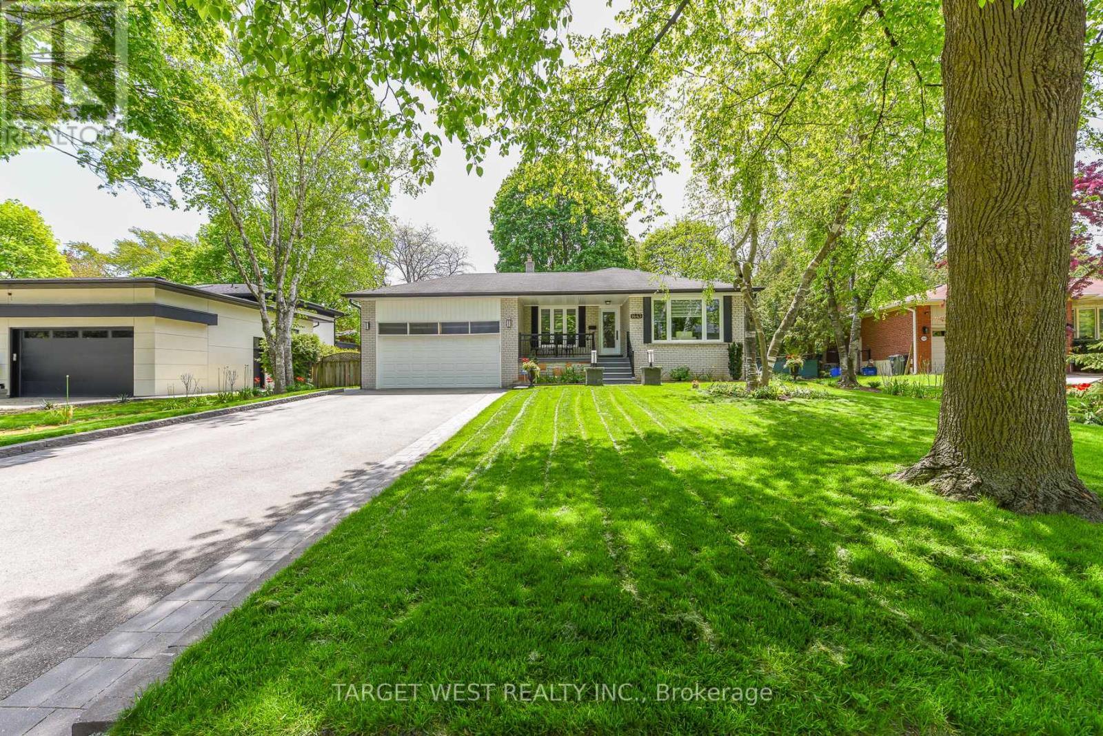 1443 Saginaw Crescent, Mississauga, ON - Outdoor