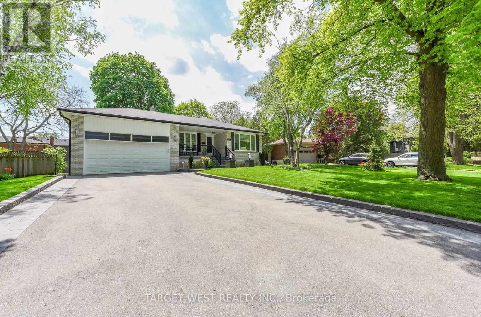 1443 Saginaw Crescent, Mississauga, ON - Outdoor
