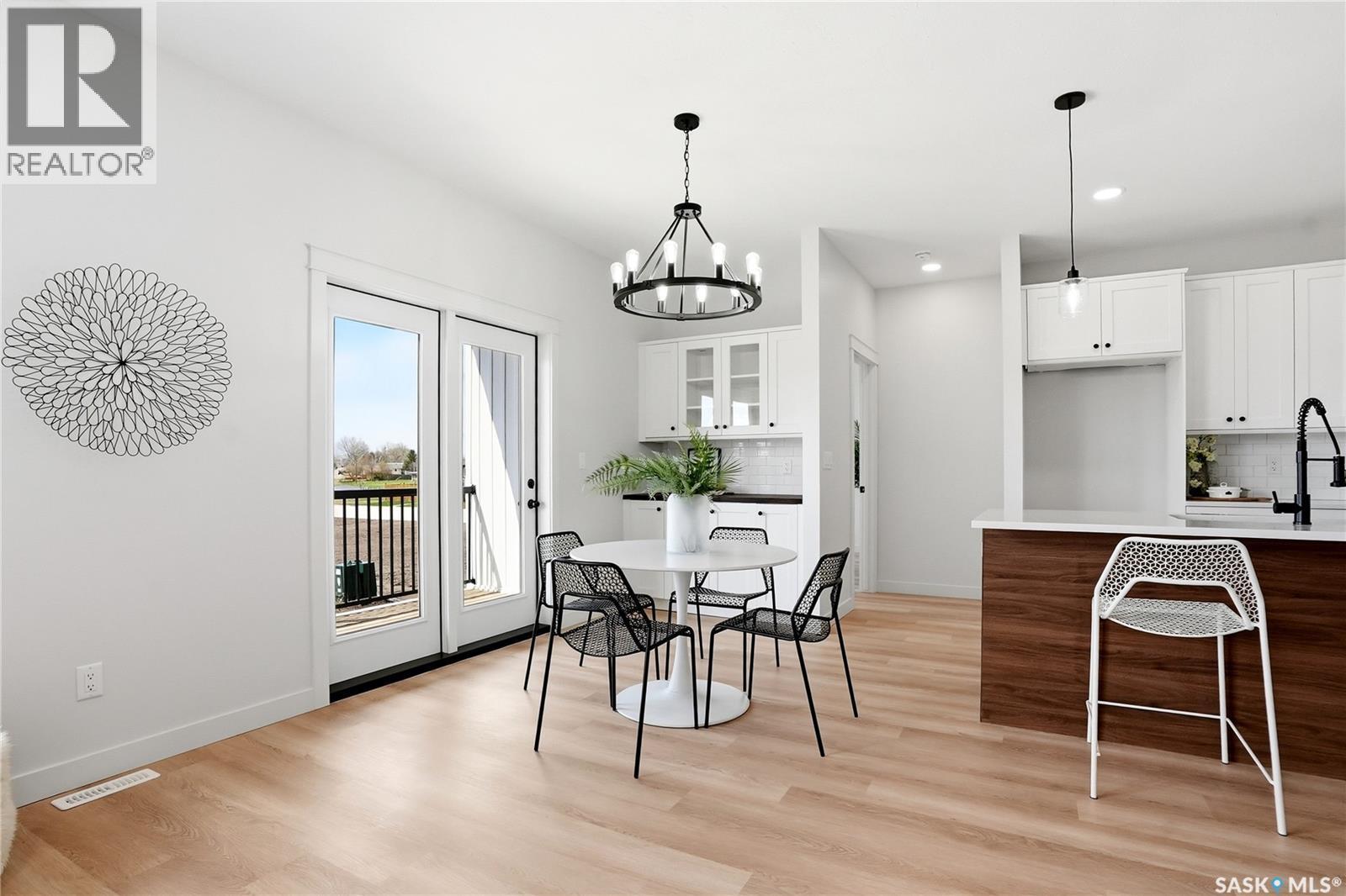 3 Walker Way, Clavet, SK - Indoor Photo Showing Dining Room