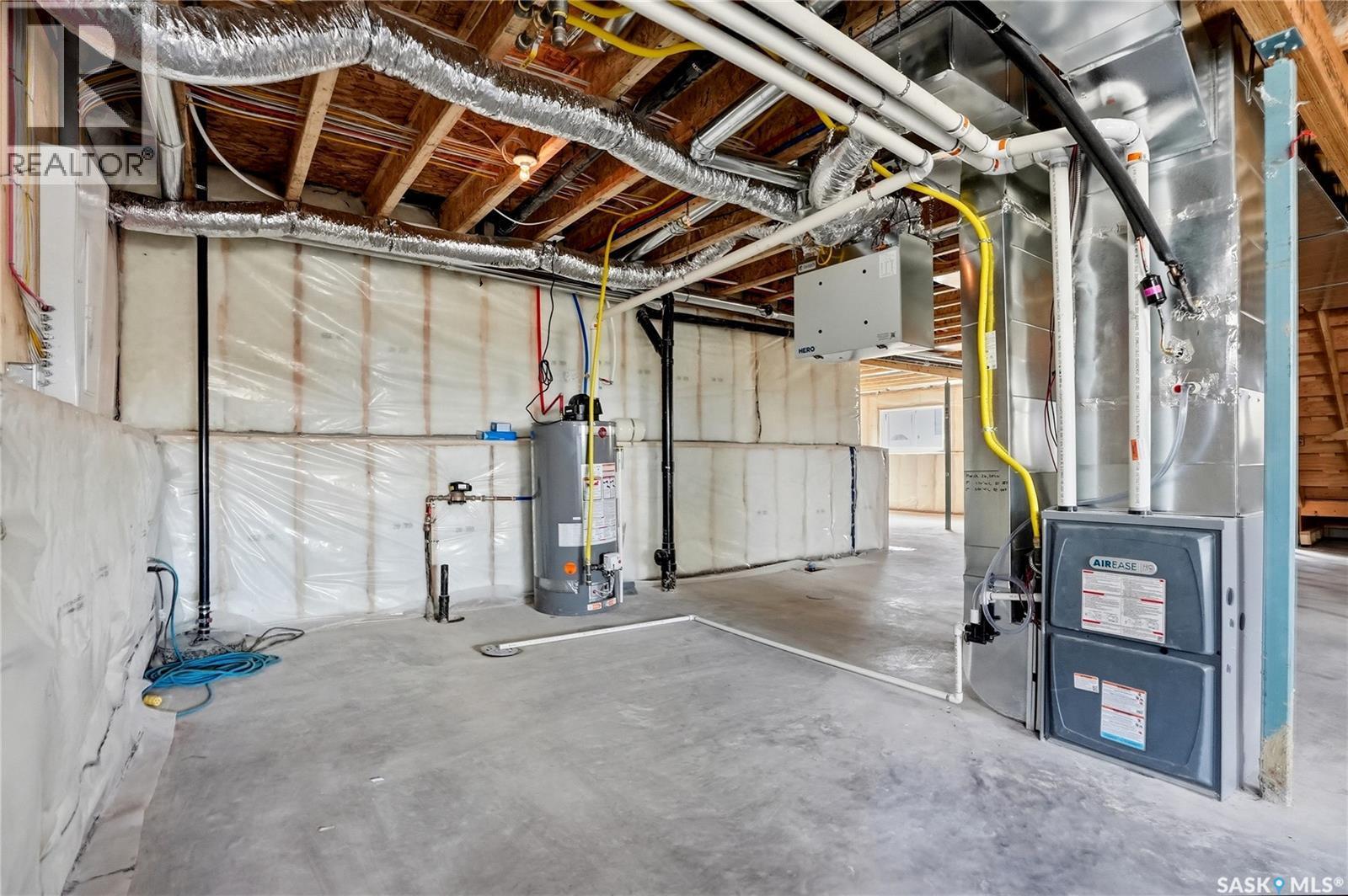 3 Walker Way, Clavet, SK - Indoor Photo Showing Basement