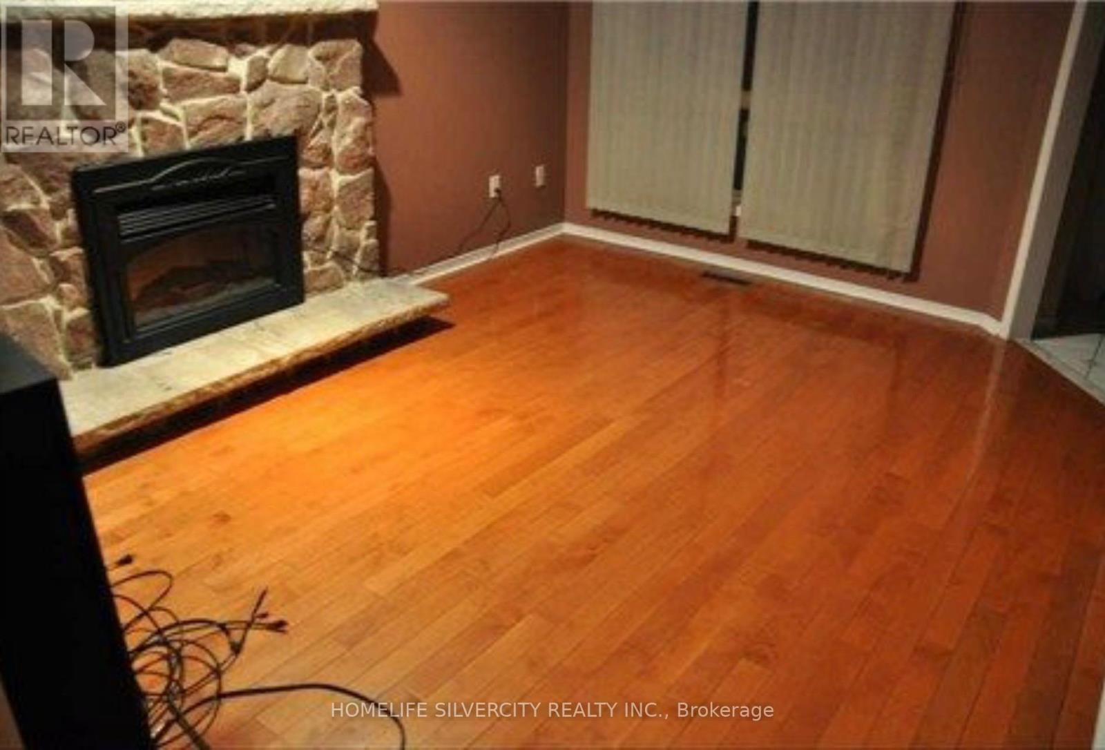 1169 White Clover Way, Mississauga, ON - Indoor Photo Showing Other Room With Fireplace