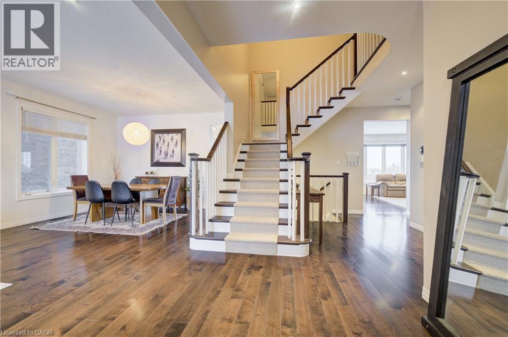 268 Evens Pond Crescent, Kitchener, ON - Indoor Photo Showing Other Room