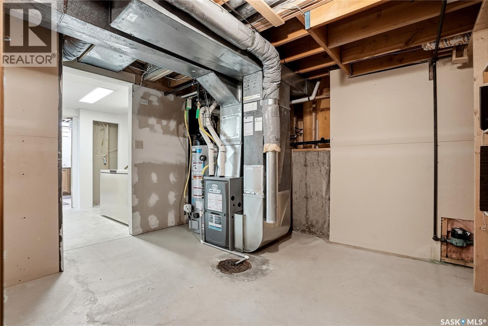 227 Flavelle Crescent, Saskatoon, SK - Indoor Photo Showing Basement