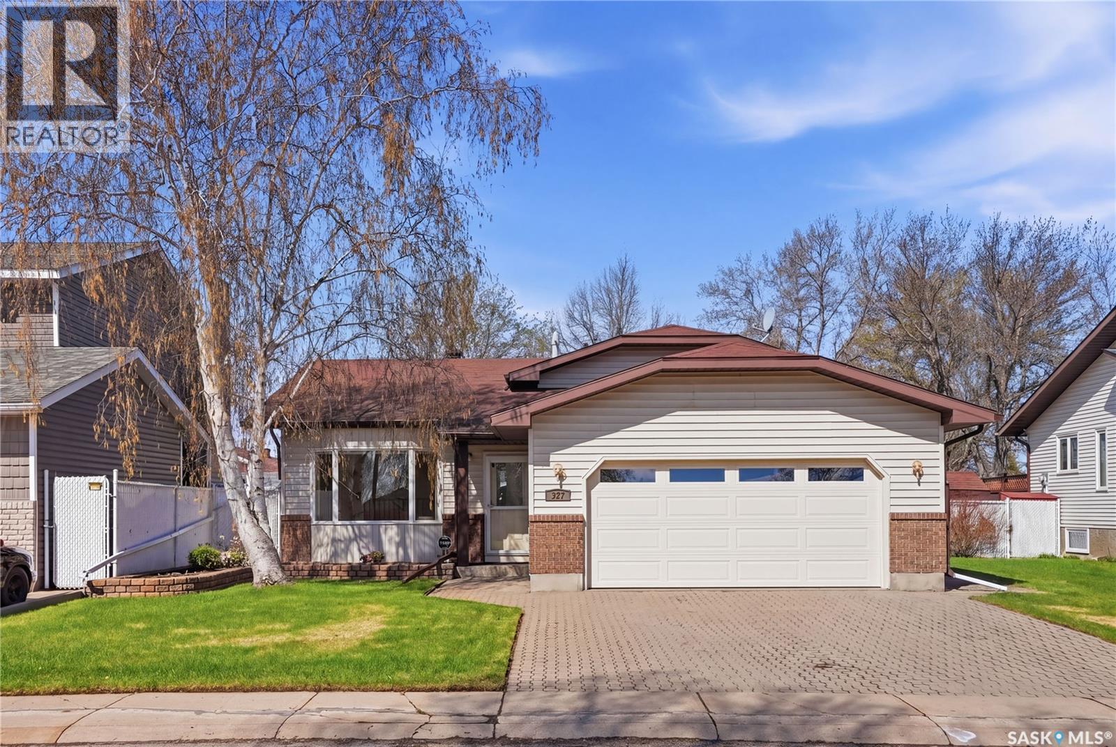 227 Flavelle Crescent, Saskatoon, SK - Outdoor