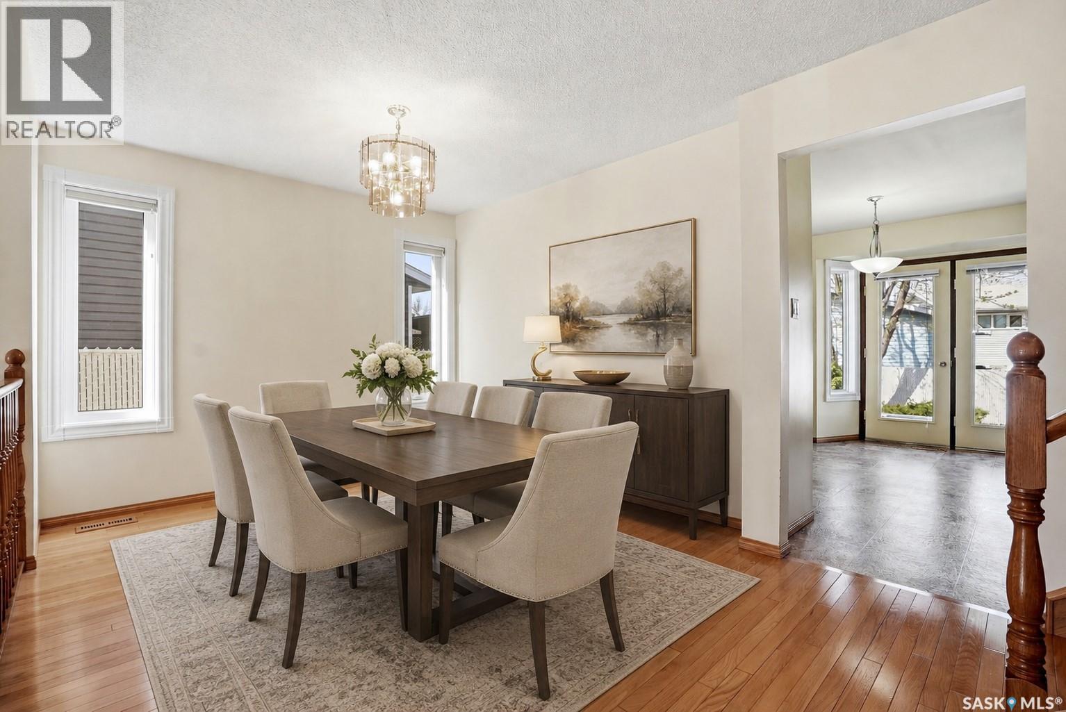 227 Flavelle Crescent, Saskatoon, SK - Indoor Photo Showing Dining Room