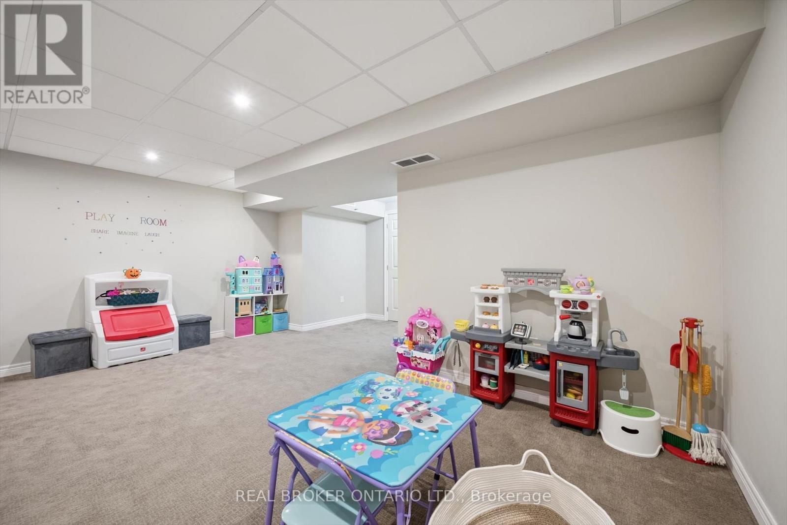 Recroom - 511 Dansbury Drive, Waterloo, ON - Indoor Photo Showing Other Room