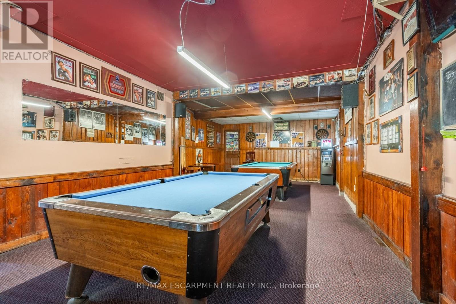 1490 Barton Street E, Hamilton, ON