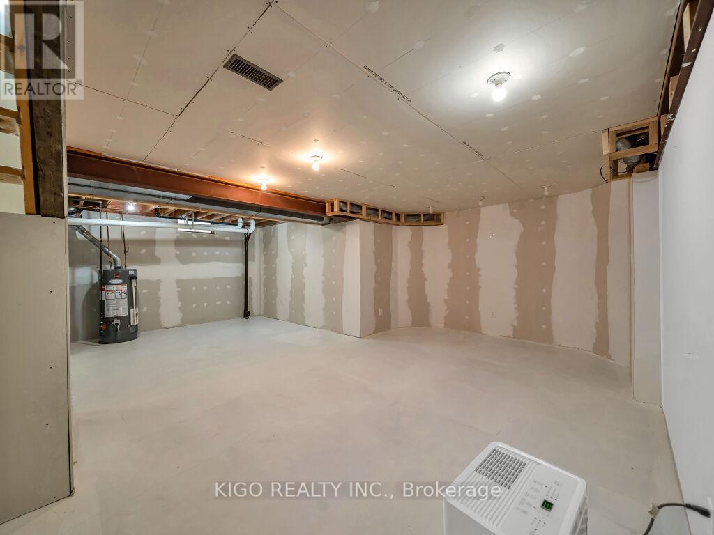 16 Glennie Court, Cambridge, ON - Indoor