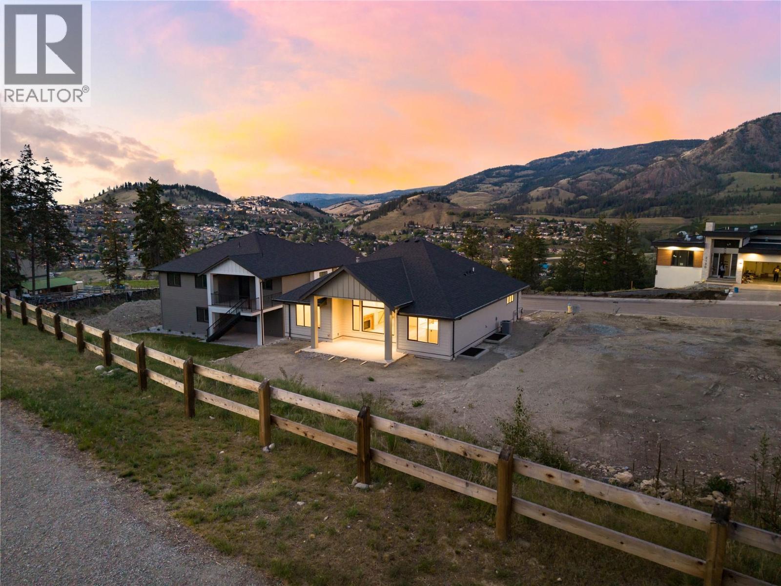 2125 Montenegro Drive, Kelowna, BC - Outdoor With View