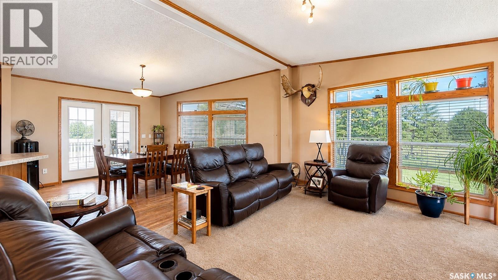 Rm Of Kellross Acreage, Kellross Rm No. 247, SK - Indoor Photo Showing Living Room