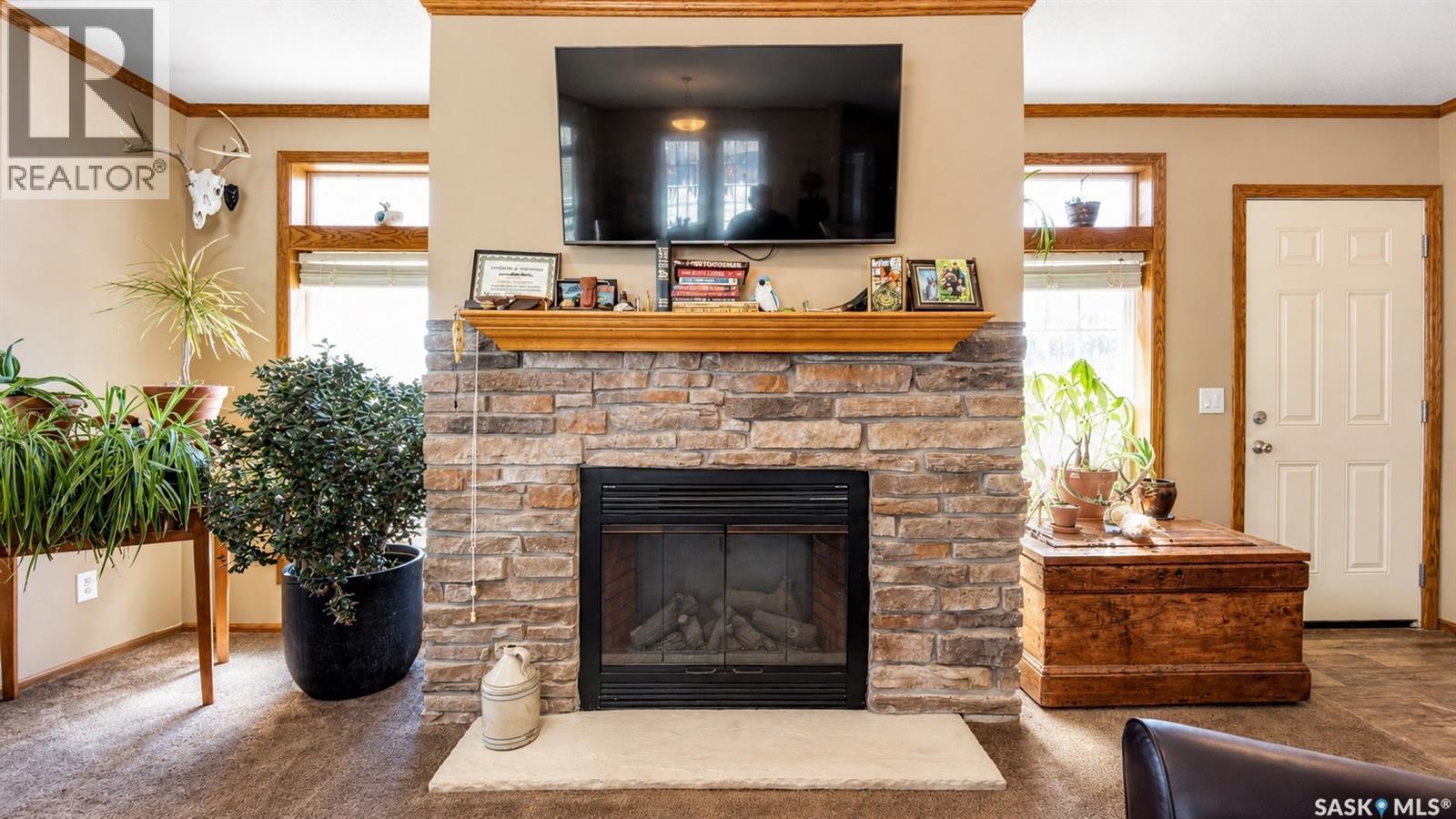 Rm Of Kellross Acreage, Kellross Rm No. 247, SK - Indoor Photo Showing Living Room With Fireplace