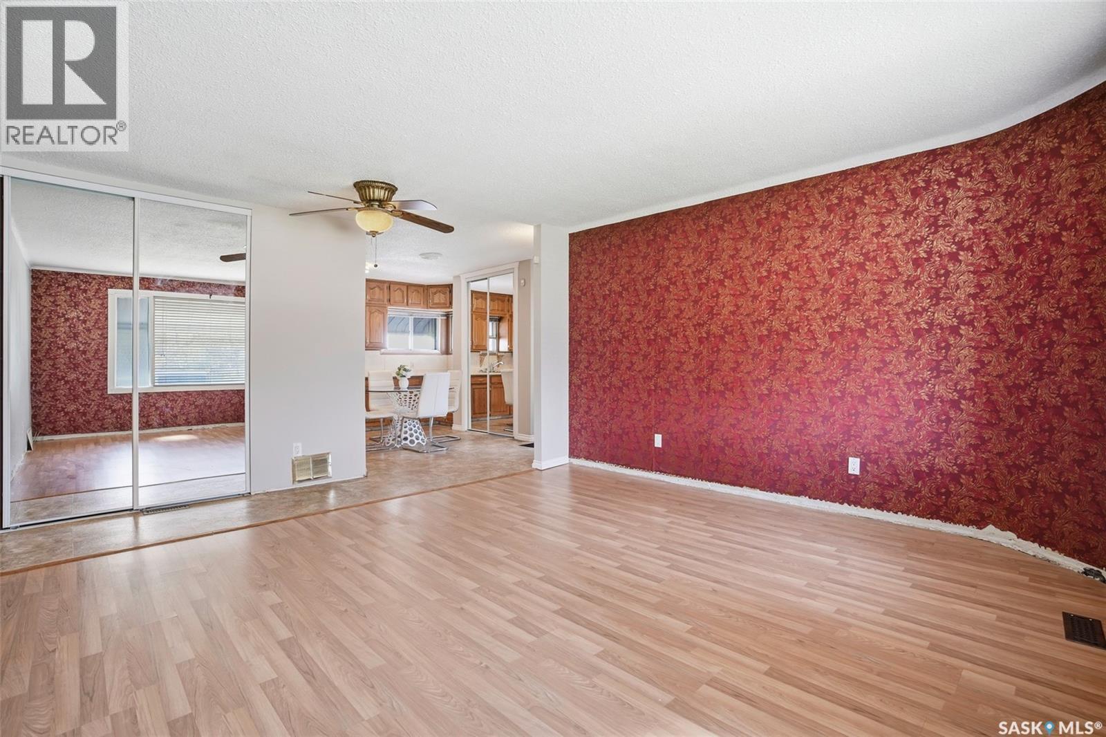 721 H Avenue S, Saskatoon, SK - Indoor Photo Showing Other Room