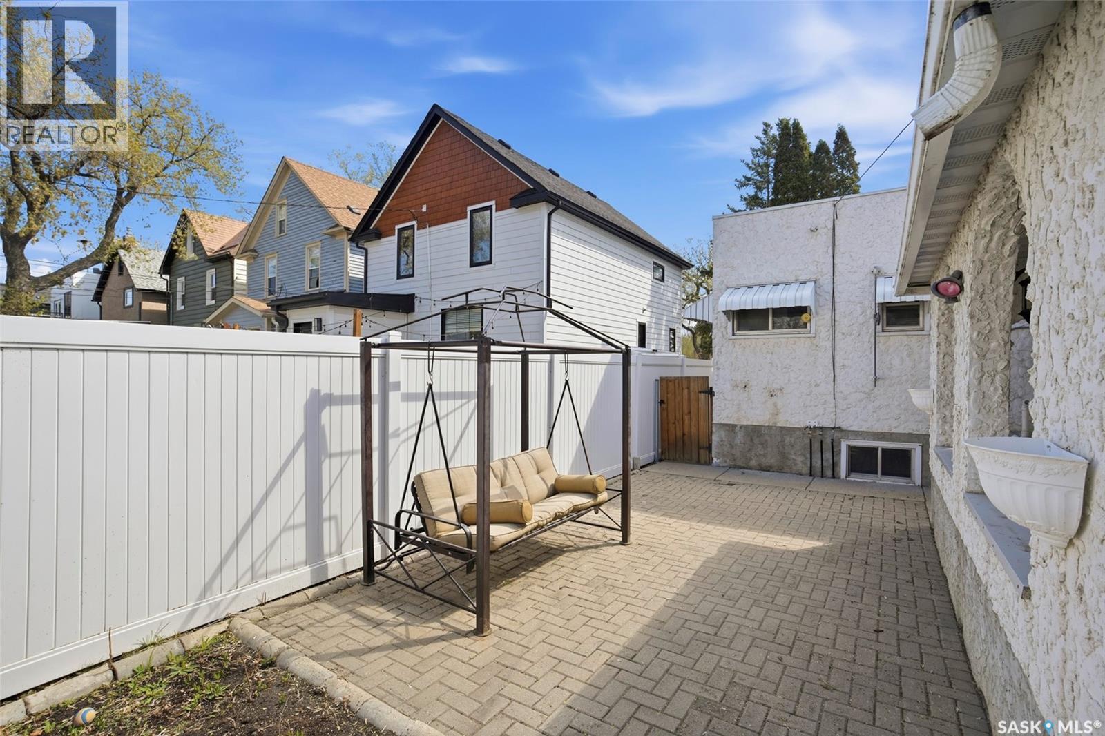 721 H Avenue S, Saskatoon, SK - Outdoor