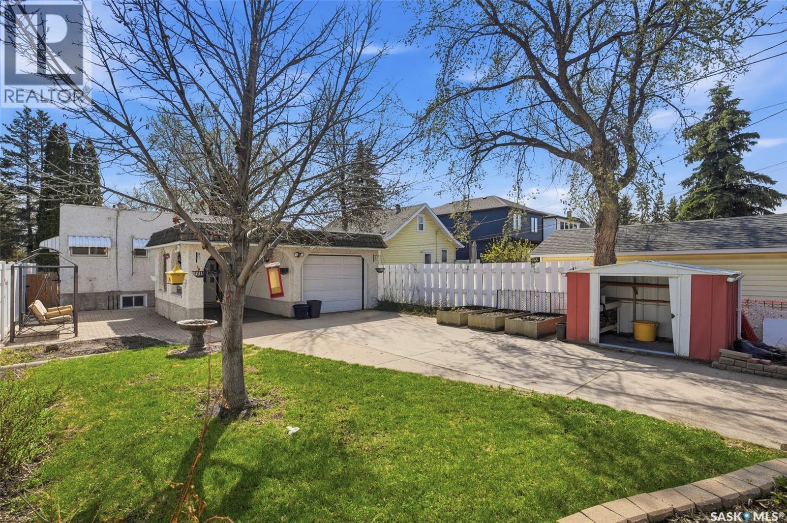 721 H Avenue S, Saskatoon, SK - Outdoor