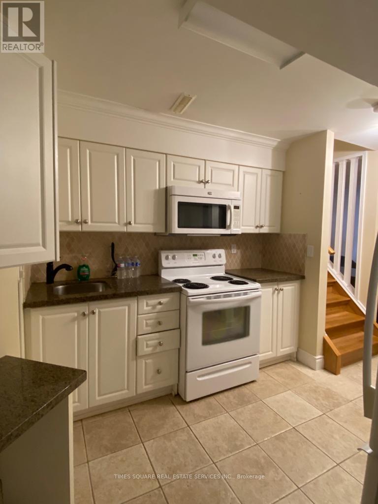 3197 Oakview Road, Mississauga, ON