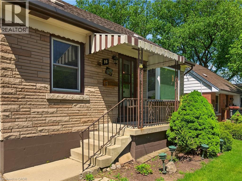 16 Brodick Street, Hamilton, ON - Outdoor