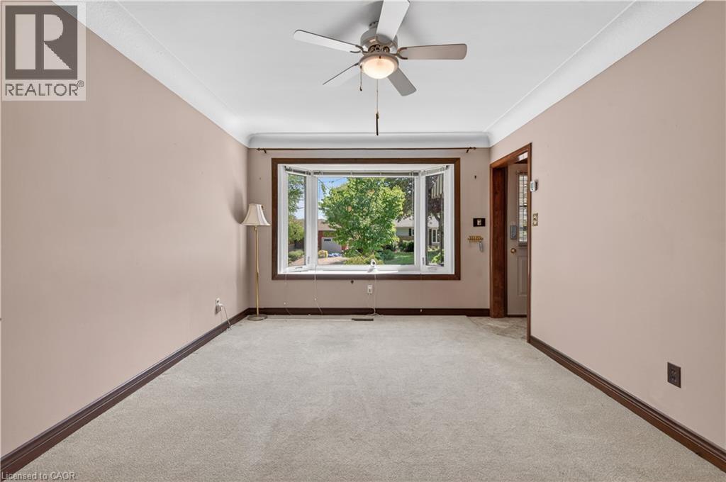 16 Brodick Street, Hamilton, ON - Indoor Photo Showing Other Room