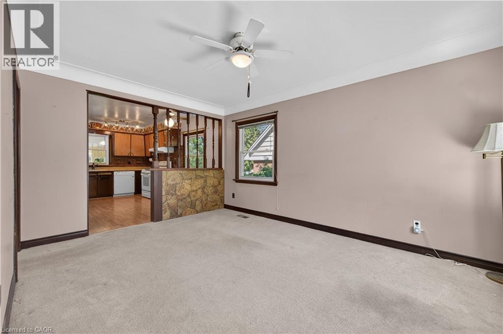 16 Brodick Street, Hamilton, ON - Indoor Photo Showing Other Room