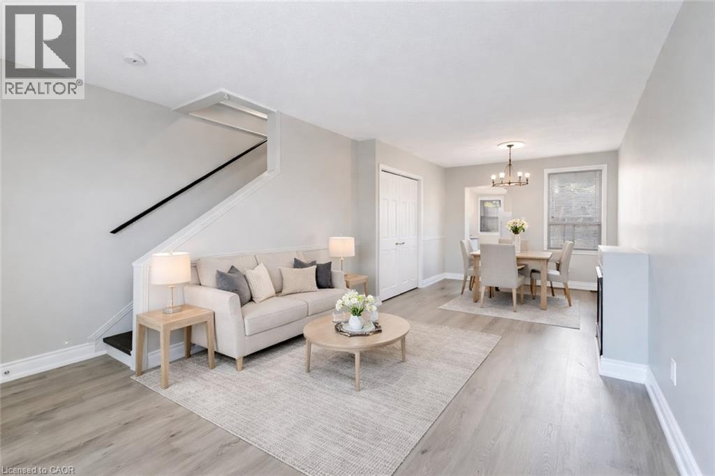 Virtually Staged - 187 Barton Street W, Hamilton, ON - Indoor Photo Showing Living Room