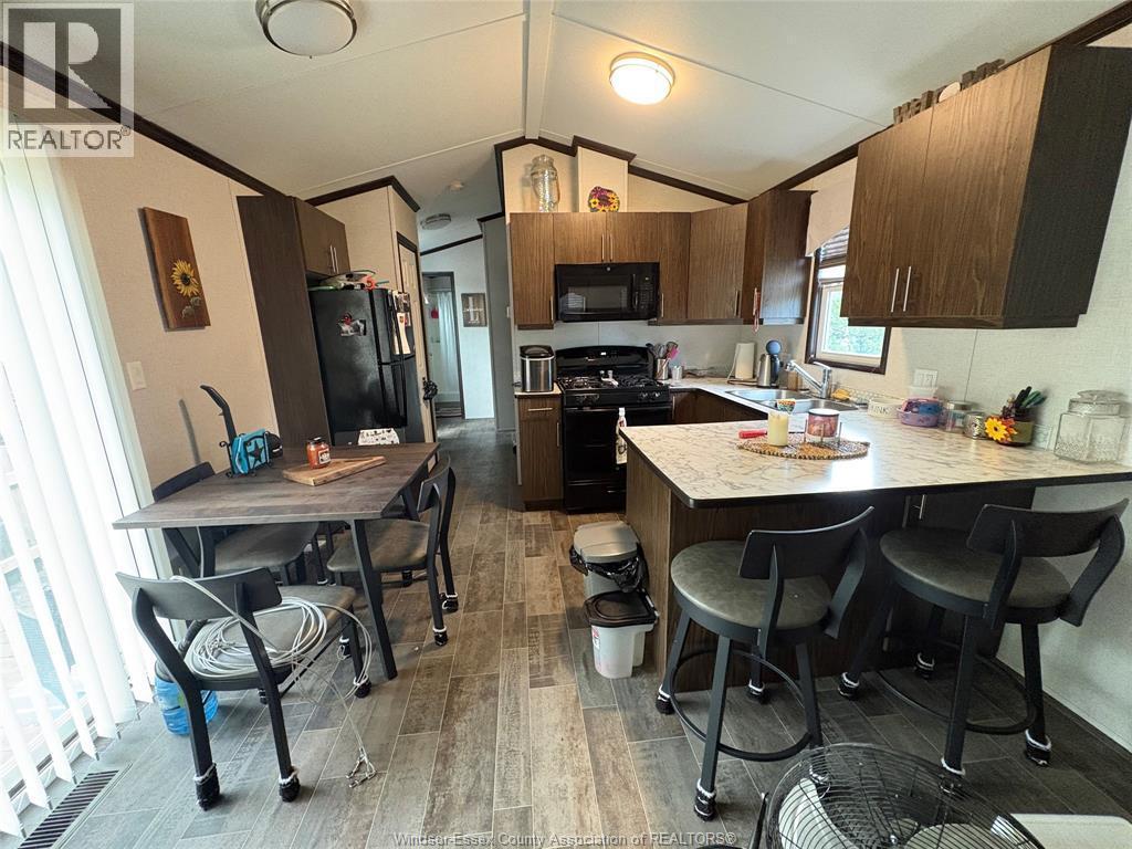 22 Poplar Lane, Leamington, ON - Indoor