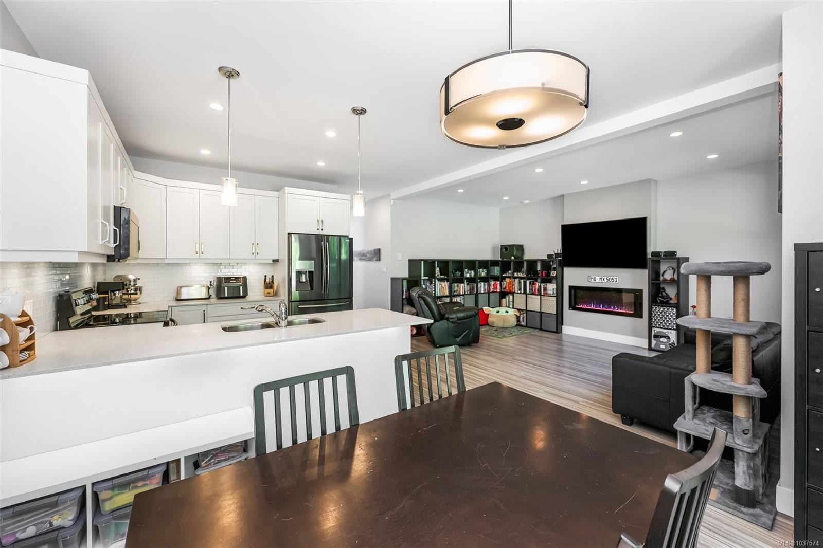 2142 Winfield Dr, Sooke, BC