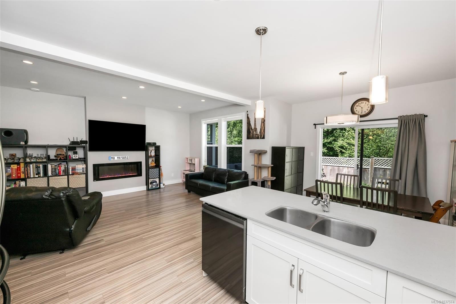 2142 Winfield Dr, Sooke, BC