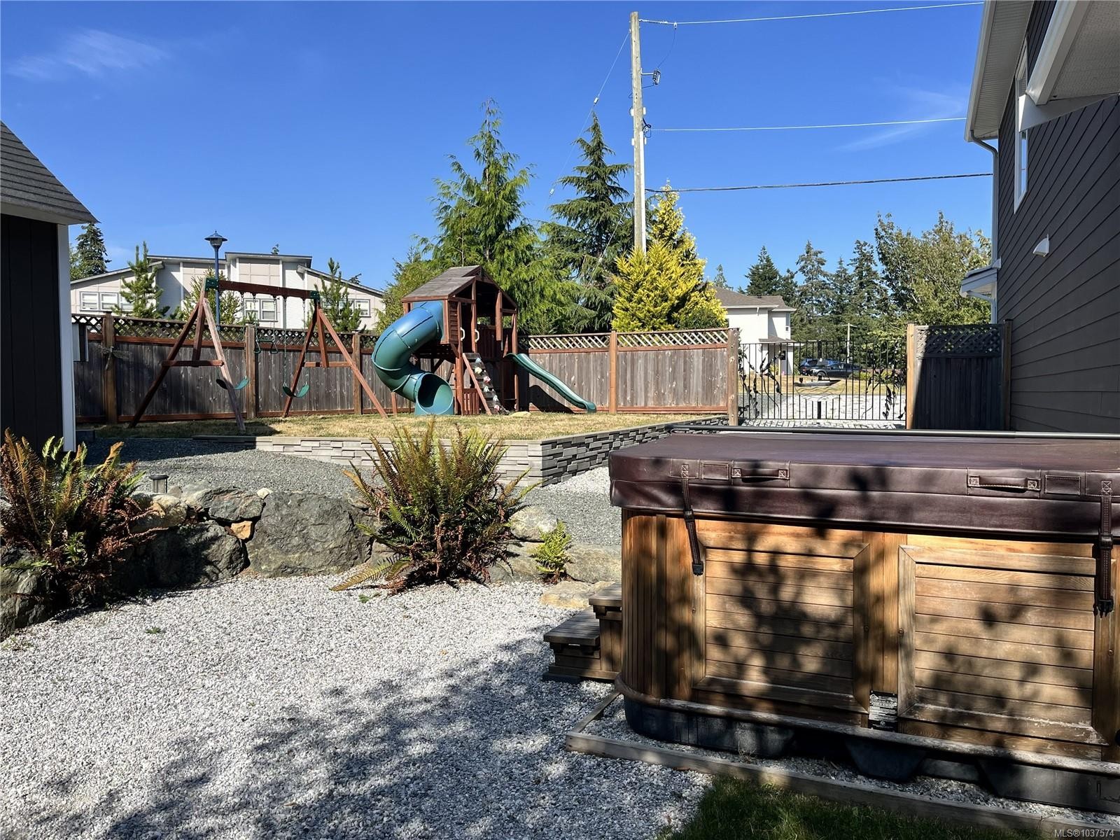 2142 Winfield Dr, Sooke, BC