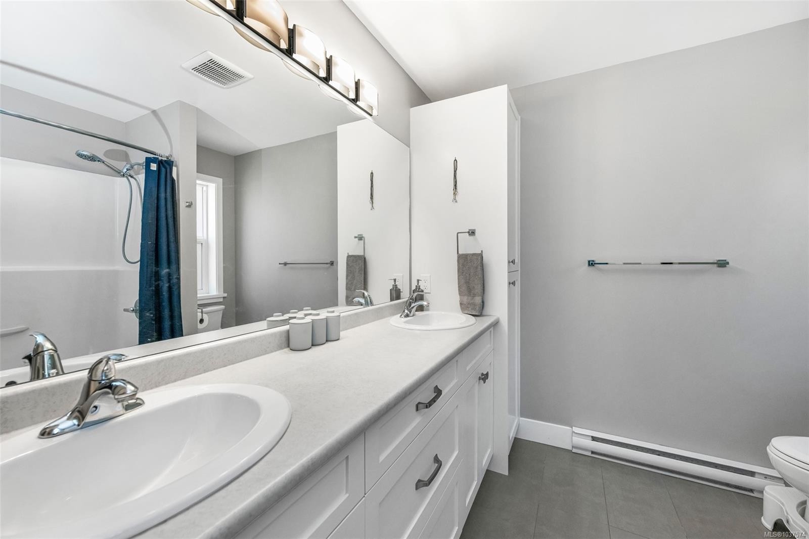 2142 Winfield Dr, Sooke, BC