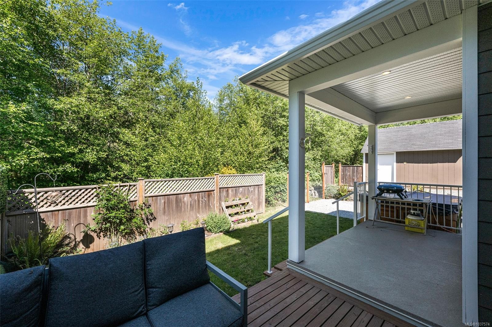 2142 Winfield Dr, Sooke, BC