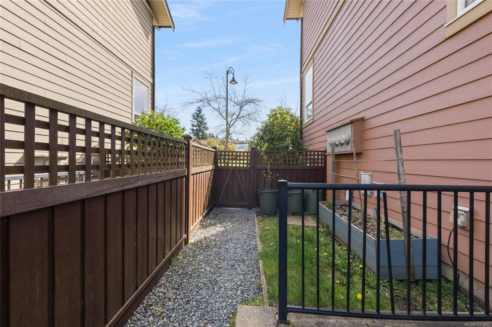 12-3101 Cliffs Rd, Duncan, BC