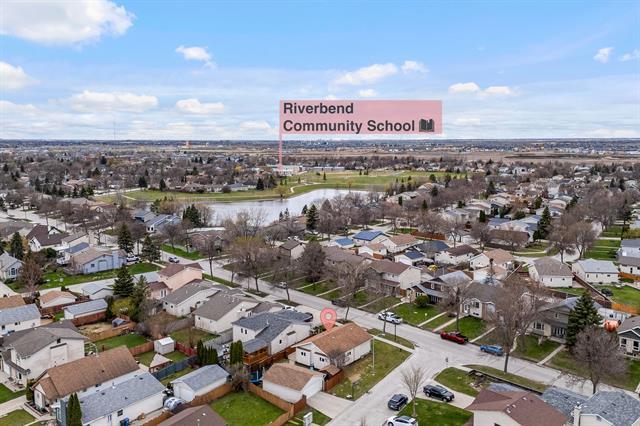 79 Riverstone Rd, Winnipeg, MB