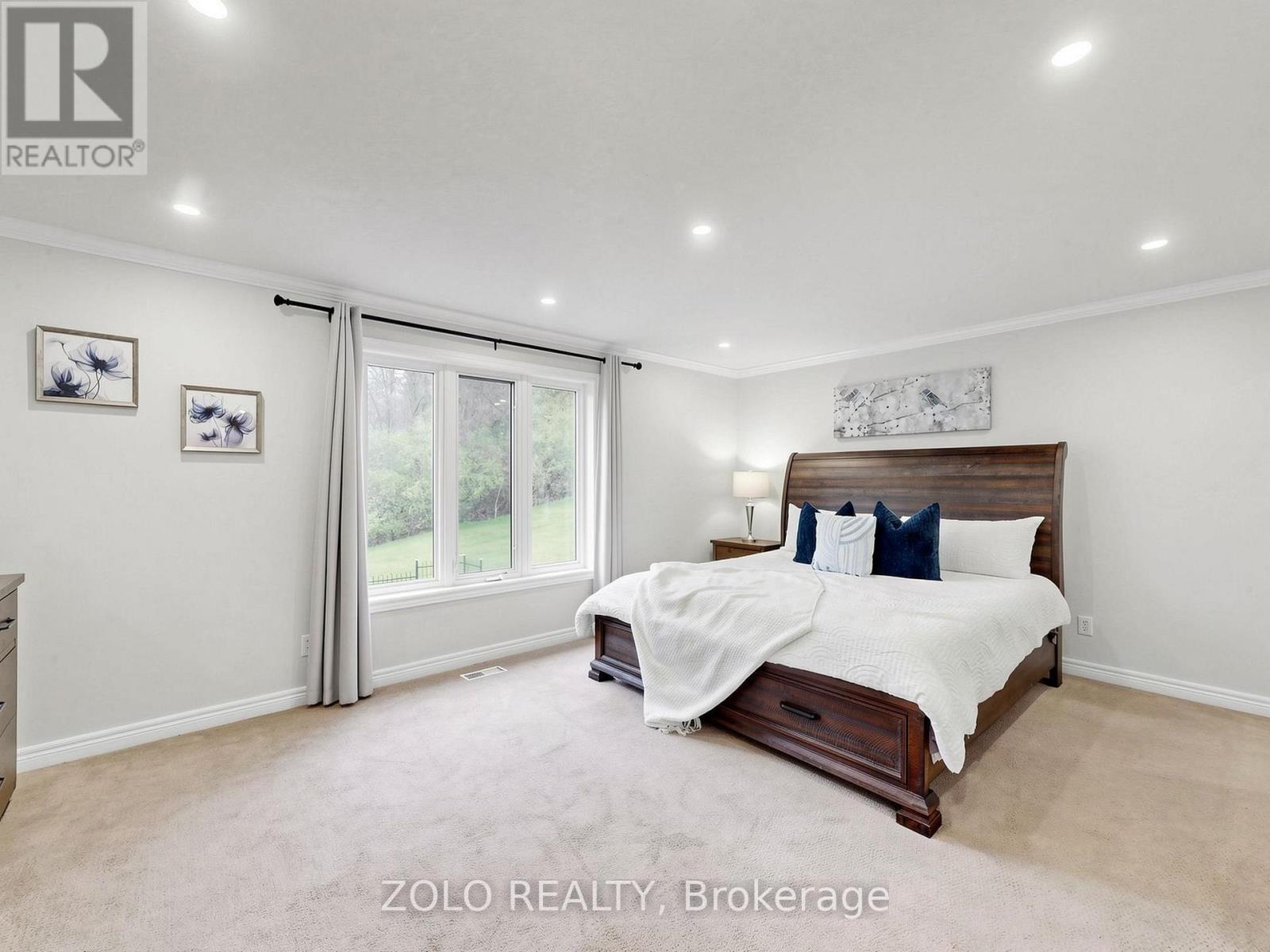 70 Doon Mills Drive, Kitchener, ON - Indoor Photo Showing Bedroom