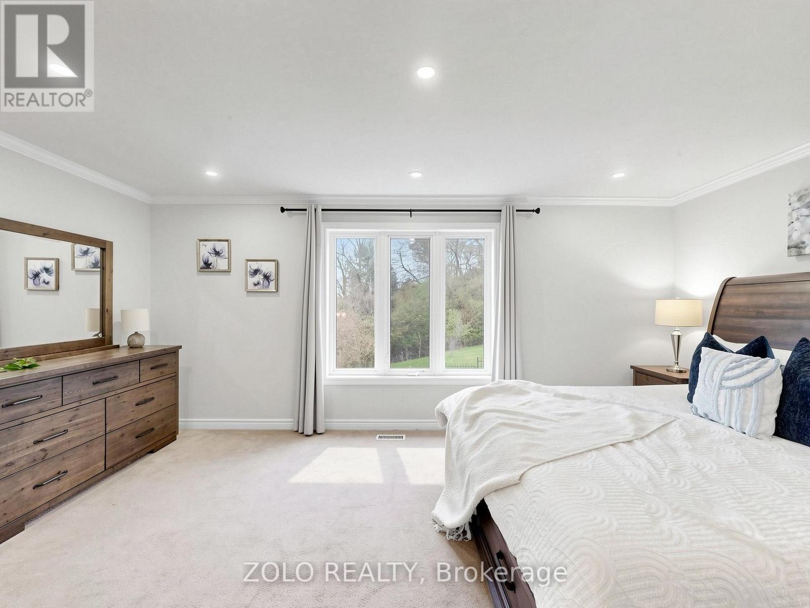 70 Doon Mills Drive, Kitchener, ON - Indoor Photo Showing Bedroom