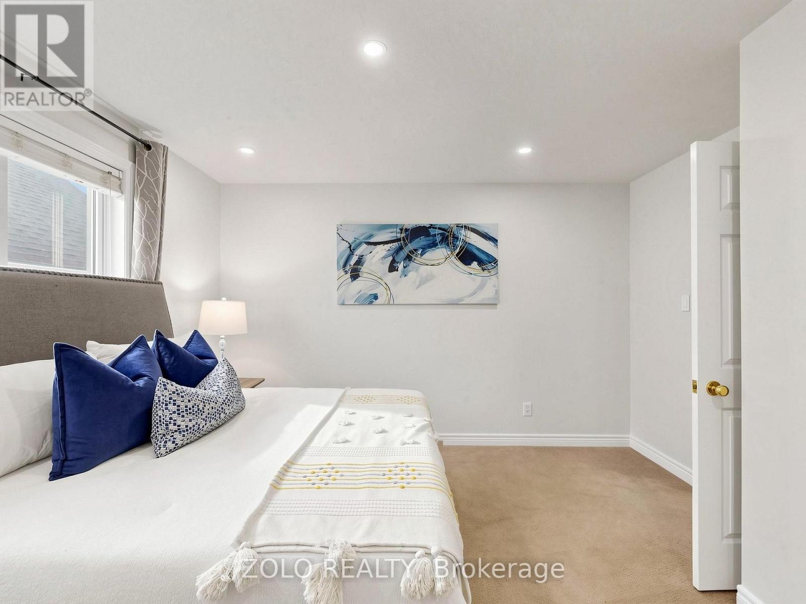 70 Doon Mills Drive, Kitchener, ON - Indoor Photo Showing Bedroom