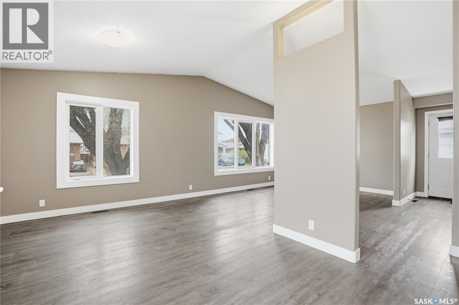 330B X Avenue S, Saskatoon, SK - Indoor Photo Showing Other Room