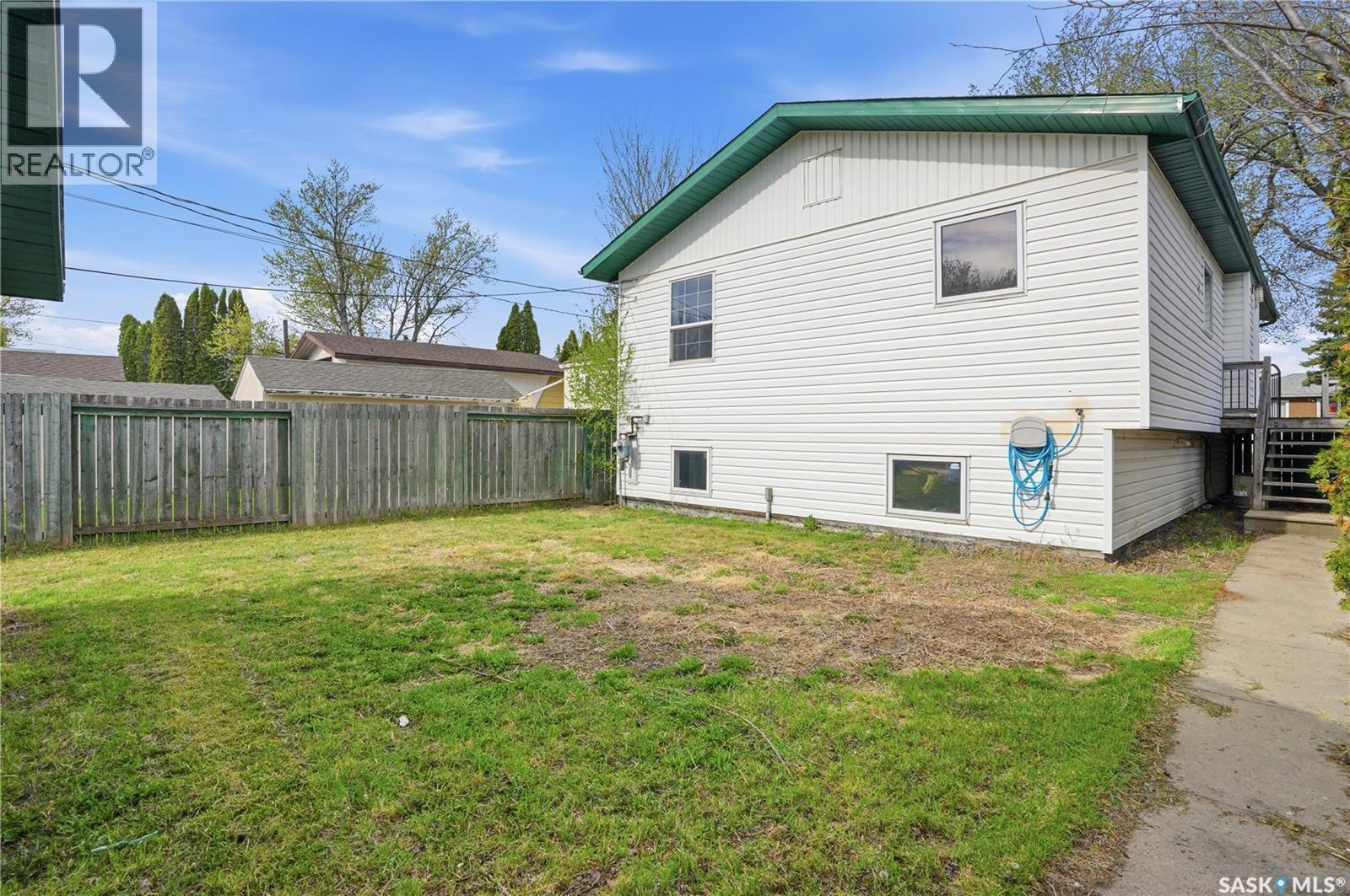 330B X Avenue S, Saskatoon, SK - Outdoor With Exterior